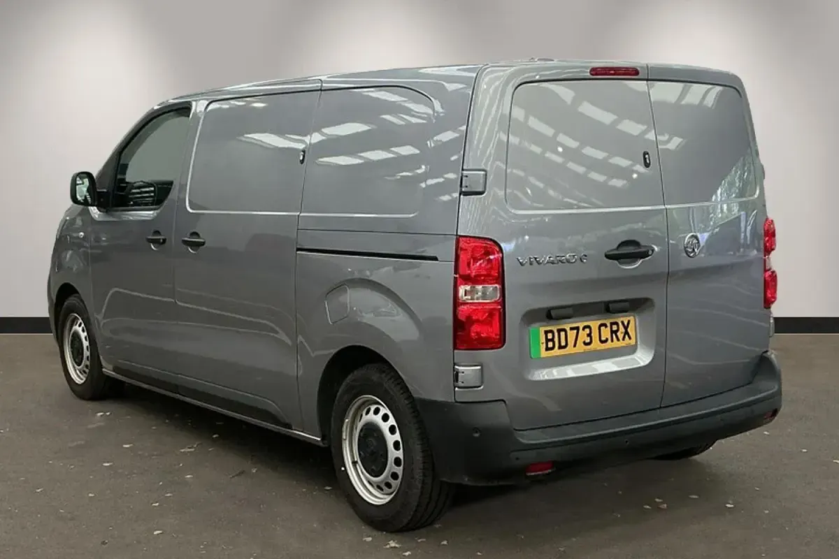 Used Vauxhall Vivaro 100 kW (136 HP) 2023 Grey MPV