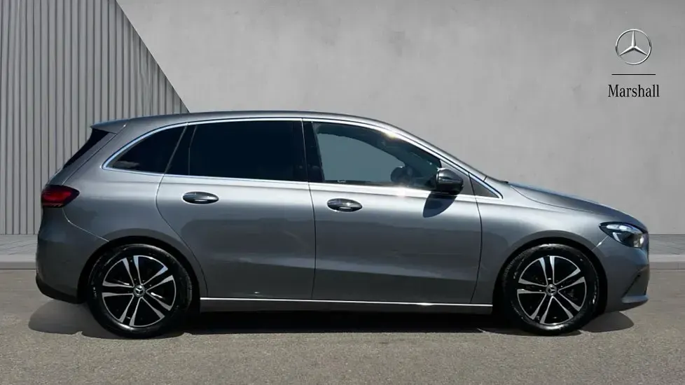 Used Mercedes B200 Executive 163 HP (119 kW) 2026 Mountain grey metallic Hatchback