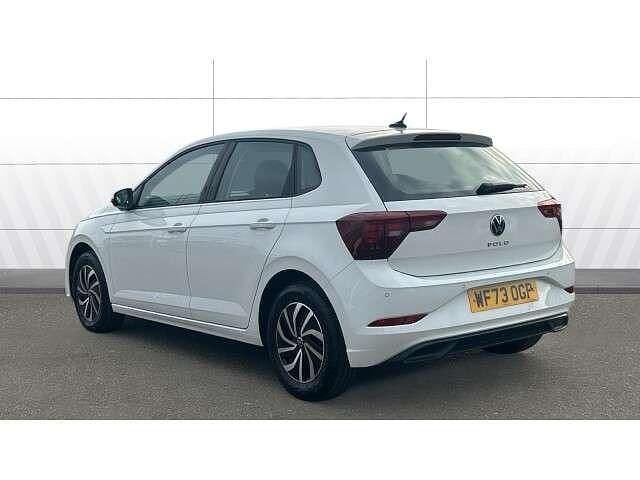 Used VW Polo Life 95 HP (69 kW) 2023 White Hatchback