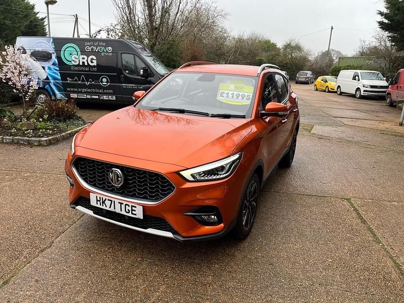 Used MG ZS Exclusive 106 HP (77 kW) 2021 Orange SUV