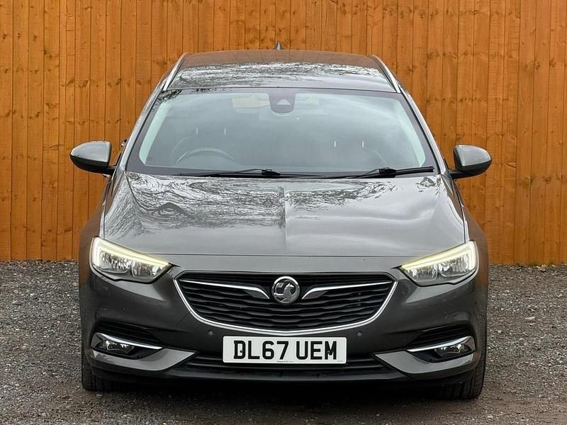 Used Vauxhall Insignia S 170 HP (125 kW) 2017 Grey Estate