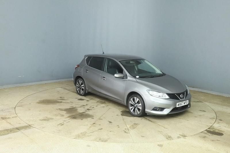 Used Nissan Pulsar N-Connecta 115 HP (84 kW) 2017 Grey Hatchback