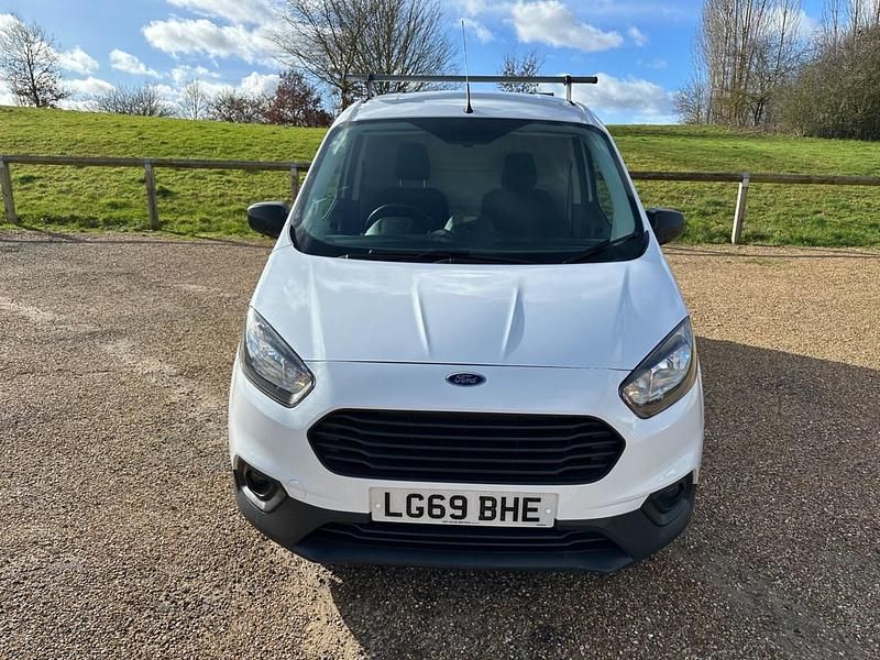 Used Ford Transit Trend 100 HP (73 kW) 2019 White Van