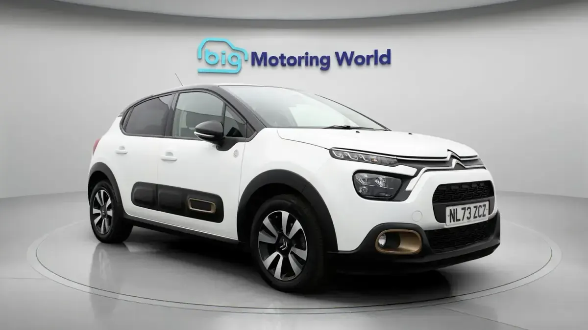 Używany Citroën C3 PureTech 2023 Biały Hatchback