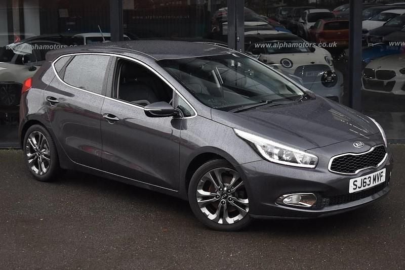 Silver Used 2013 Kia Ceed Hatchback | £4,990 (Fair price) - Image 1/3