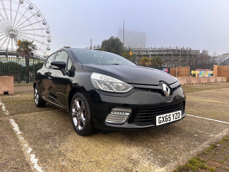 Black Used 2015 Renault Clio IV Dynamique Hatchback | £4,395 (Good price) - Image 1/4