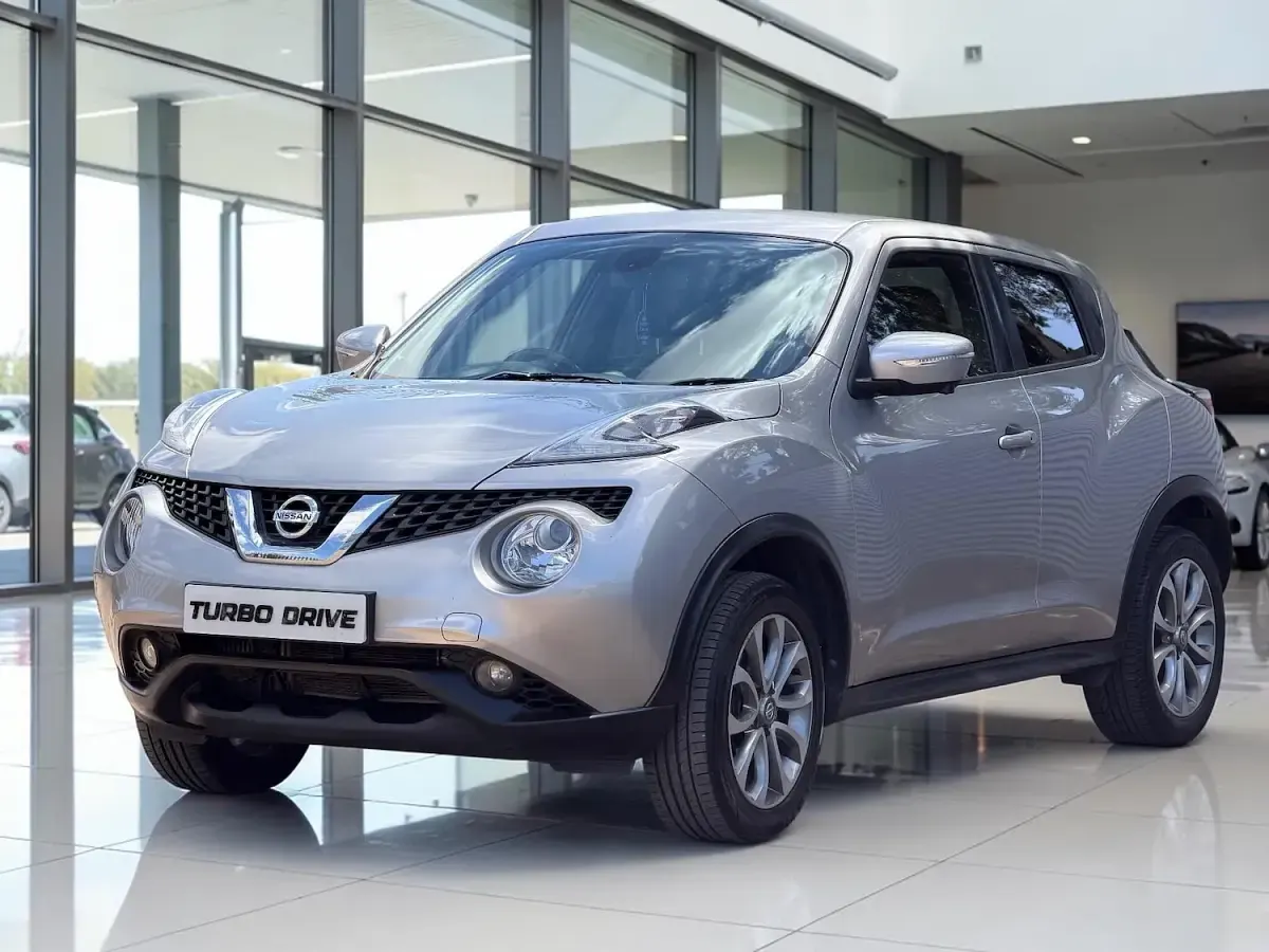 Used Nissan Juke Tekna 110 HP (80 kW) 2016 Silver SUV