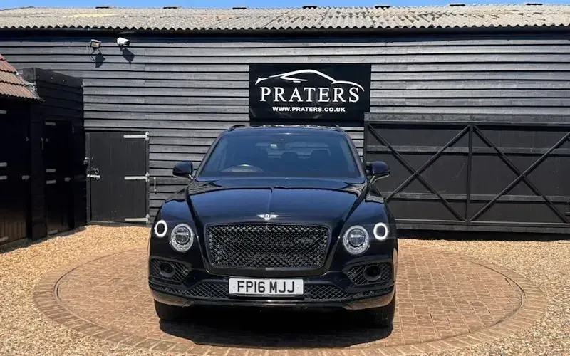 Used Bentley Bentayga 608 HP (447 kW) 2018 SUV