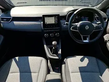 Used Renault Clio Techno 90 HP (66 kW) 2025 Black Hatchback