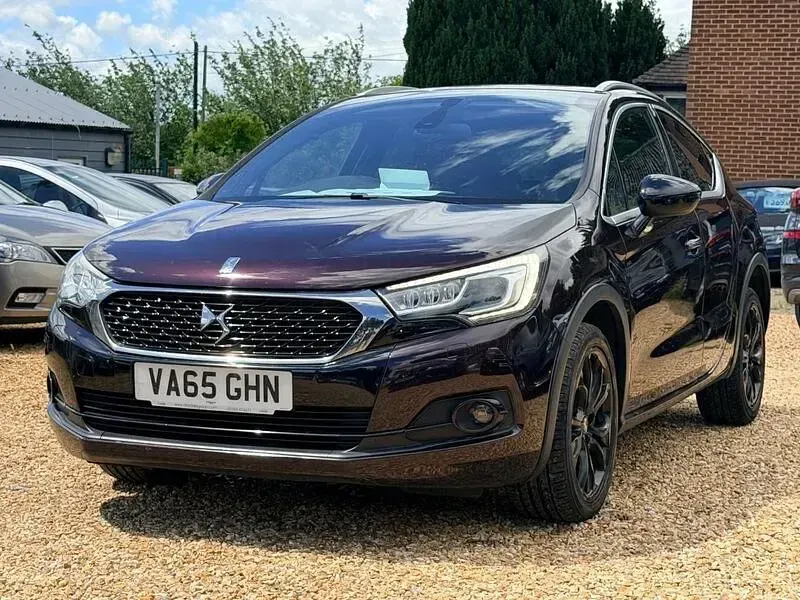 Used DS Automobiles DS4 120 HP (88 kW) 2016 Mauve/purple Hatchback