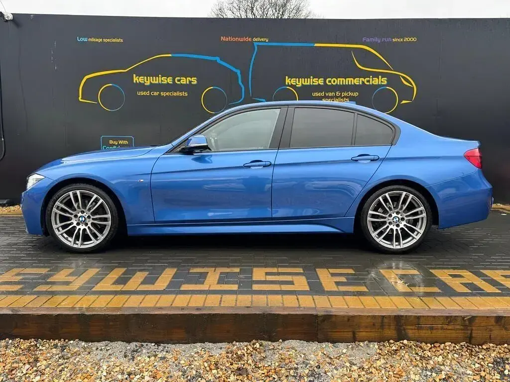 Used BMW 320 M Sport 2017 Blue Sedan