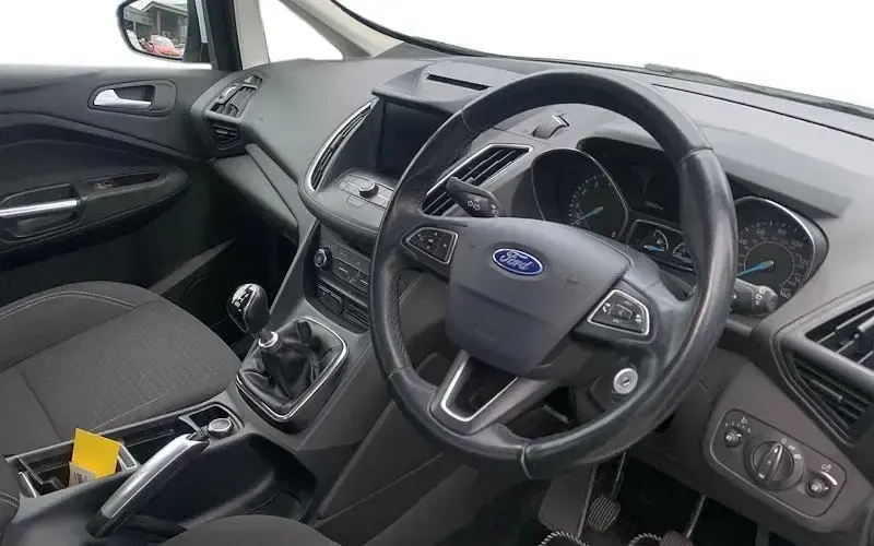 Usado Ford Grand C-Max Zetec 125 HP (91 kW) 2019 Monovolume