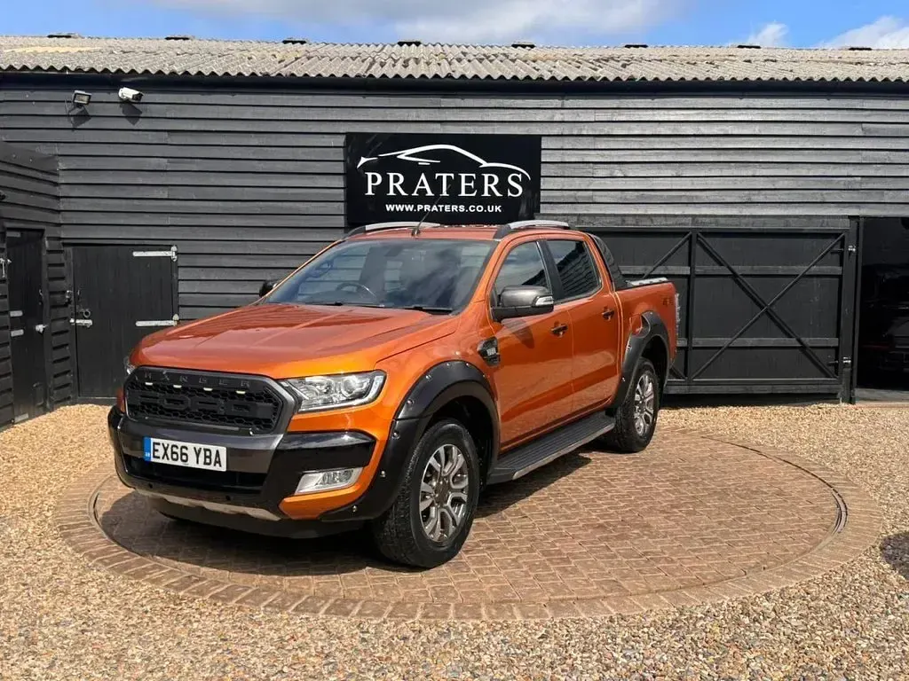 Used Ford Ranger Wildtrack 200 HP (147 kW) 2016 Orange Pickup