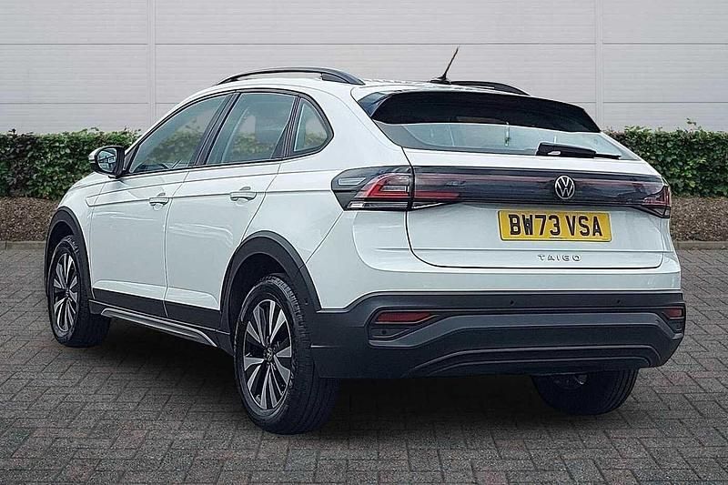 Used VW Taigo Life 95 HP (69 kW) 2024 White SUV