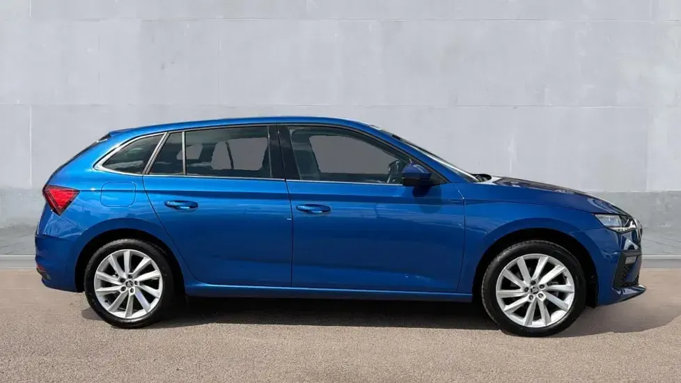Used Skoda Scala SE L 150 HP (110 kW) 2024 Race blue Hatchback