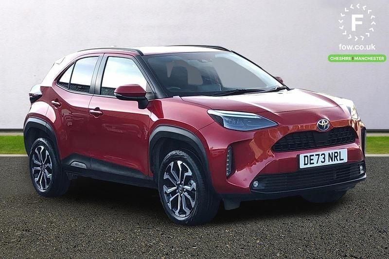 Red Used 2023 Toyota Yaris Hybrid Design Estate | £20,199 (Good price) - Image 1/4