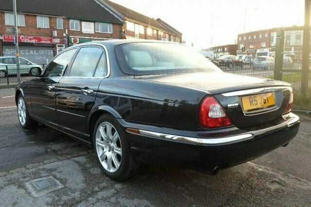 Used Jaguar XJ6 240 HP (176 kW) 2004 Sedan