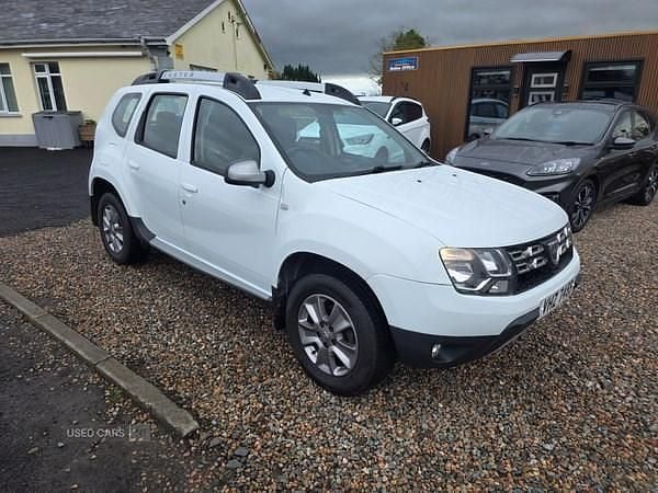 Used Dacia Duster Lauréate 2018 White Hatchback