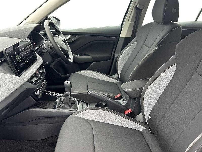 Used Skoda Kamiq SE 110 HP (80 kW) 2025 Black magic pearl effect SUV