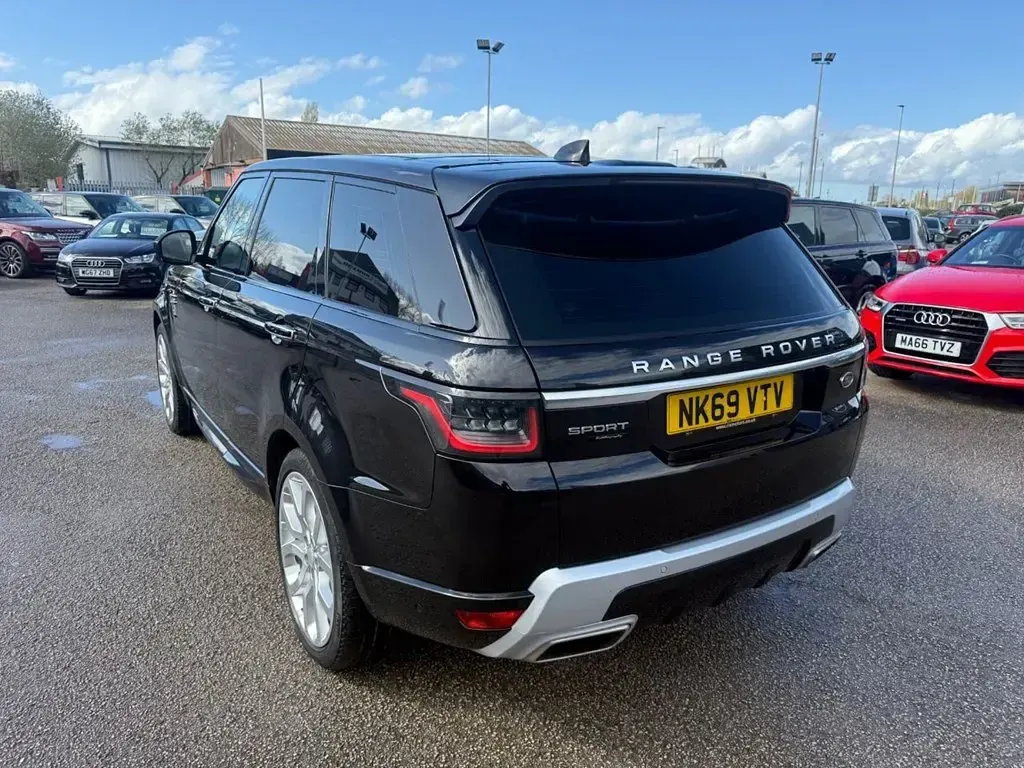 Second-hand Land Rover Range Rover Sport Autobiography Dynamic 306 CP (225 kW) 2019 Negru SUV