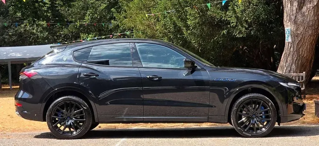 Used Maserati Levante GT 330 HP (242 kW) 2022 Black SUV