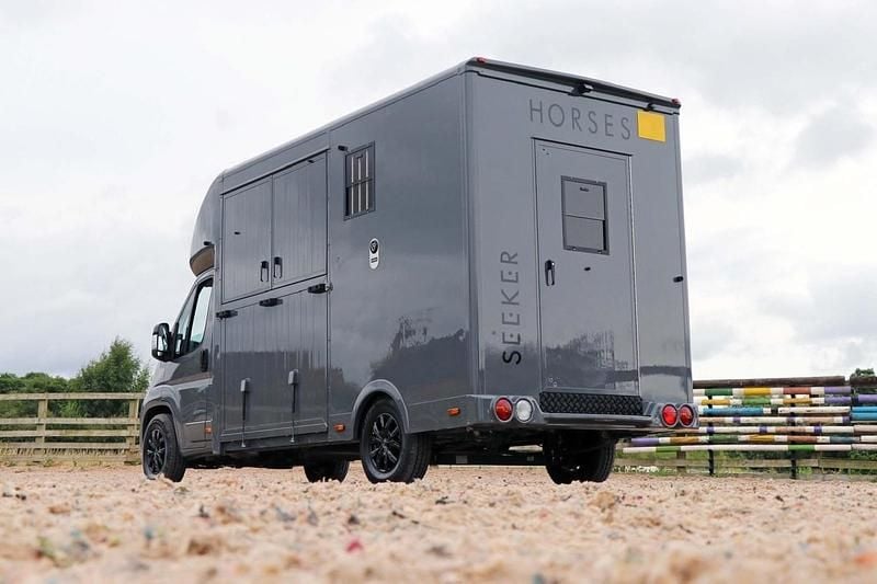 Used Citroën Relay 140 HP (102 kW) 2022 Grey Van