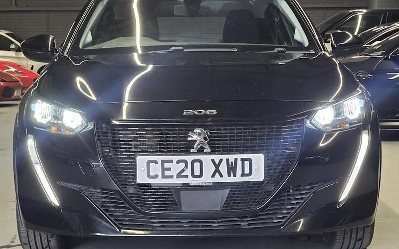 Used Peugeot e-208 Active 100 kW (137 HP) 2020 Hatchback