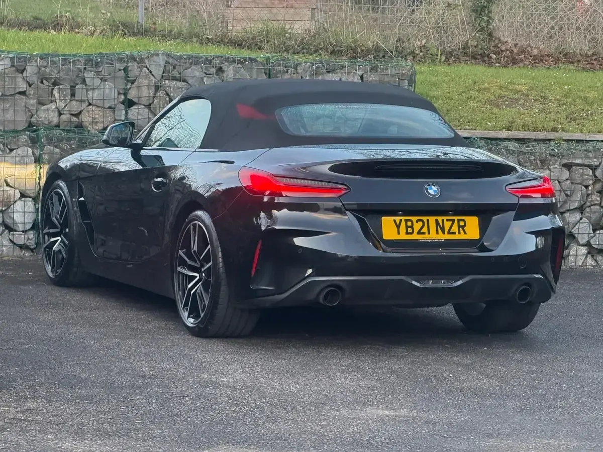 Begagnad BMW Z4 M Sport 197 HK (144 kW) 2021 Svart Cab