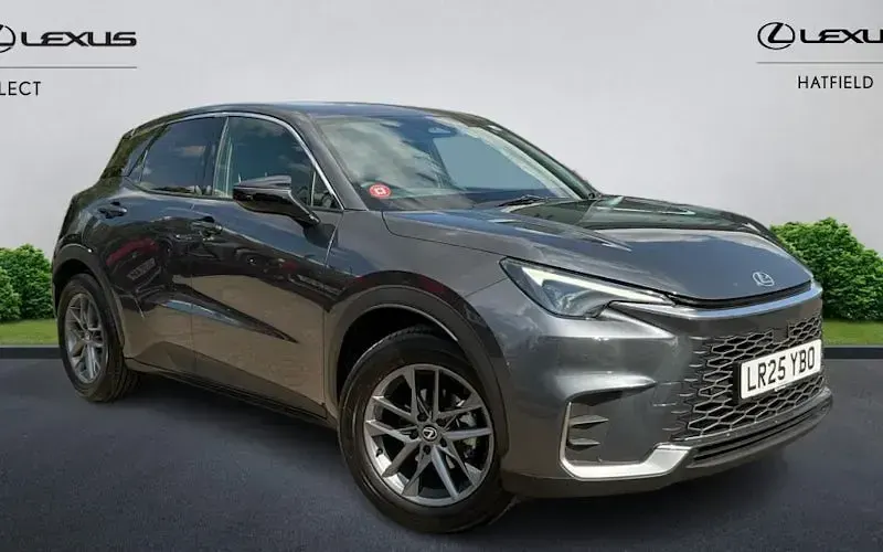 Used Lexus LBX 136 HP (100 kW) 2025 SUV