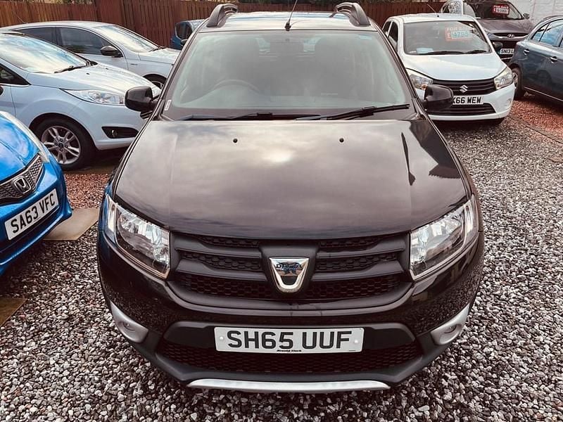 Used Dacia Sandero Ambiance 90 HP (66 kW) 2015 Black Hatchback