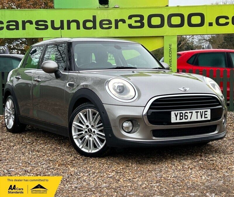 Silver Used 2018 Mini Cooper D Hatch Hatchback | £6,700 (Fair price) - Image 1/4