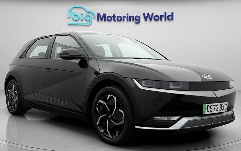 Used Hyundai Ioniq SE 125 kW (170 HP) 2023 Hatchback