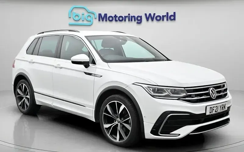 Usado VW Tiguan R-line 150 CV (110 kW) 2023 SUV