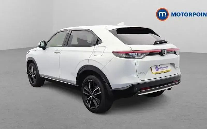 Used Honda HR-V Advance 131 HP (96 kW) 2023 White SUV