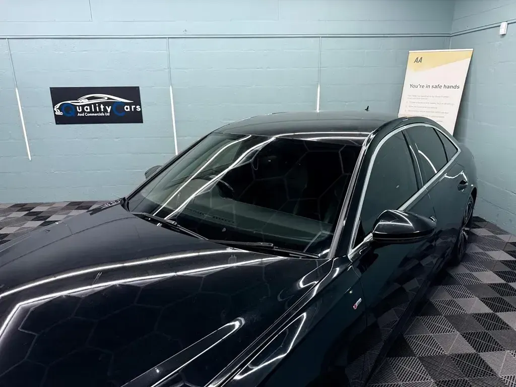 Used Audi A6 S-Line 286 HP (210 kW) 2018 Black Sedan