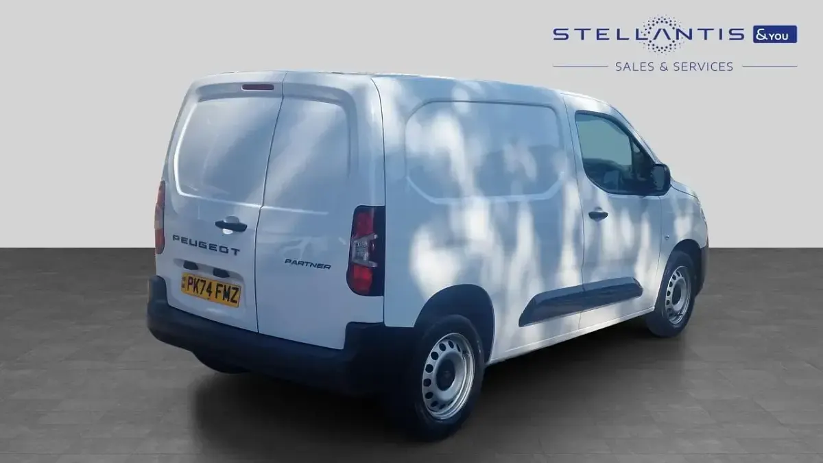 Used Peugeot Partner 129 HP (94 kW) 2024 White MPV