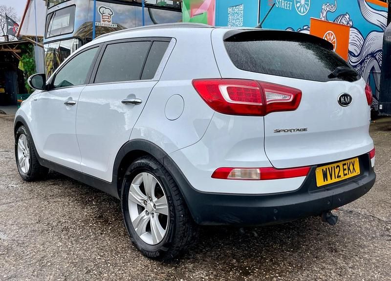 Begagnad Kia Sportage 134 HK (98 kW) 2012 Vit SUV