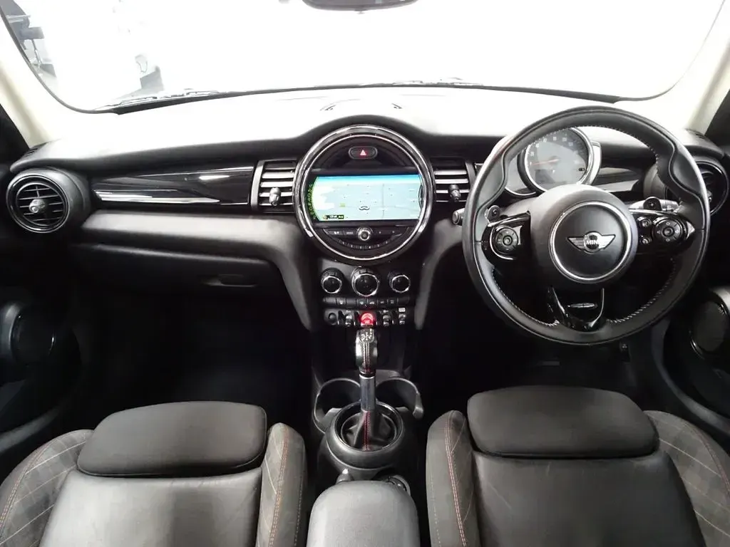 Used Mini Cooper S Hatch 192 HP (141 kW) 2018 Black Hatchback