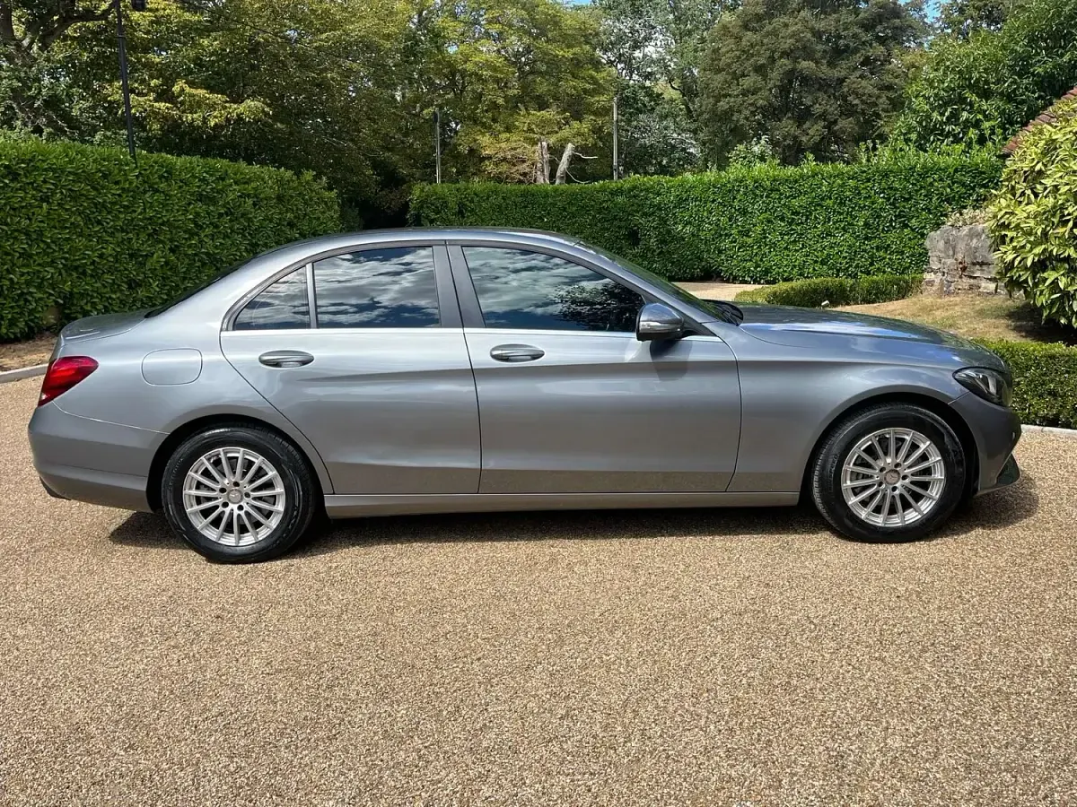 Used Mercedes C200 Executive 184 HP (135 kW) 2015 Silver Sedan