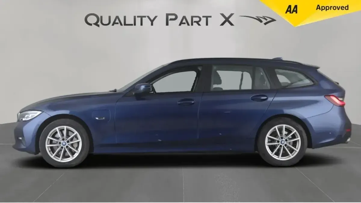Used BMW 330e 2022 Blue Estate