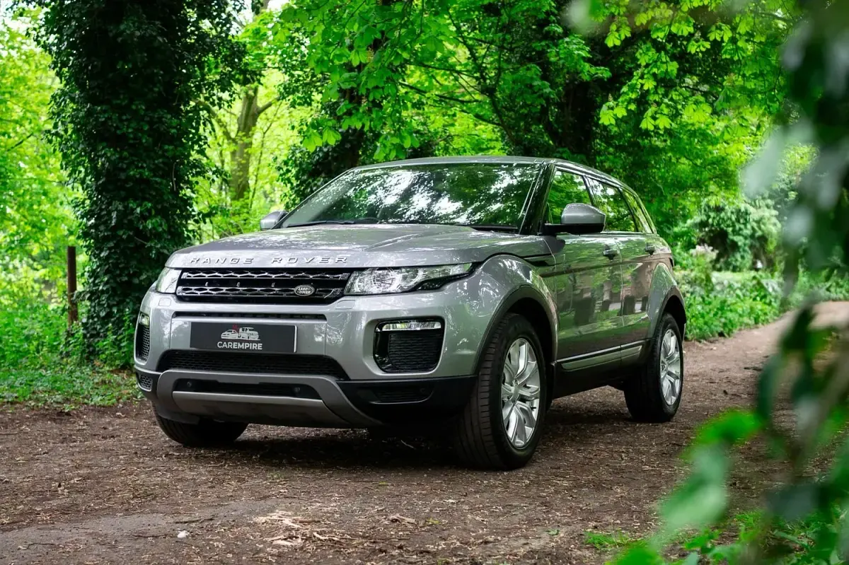 Used Land Rover Range Rover evoque Pure 190 HP (139 kW) 2014 Grey SUV