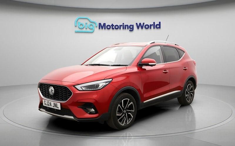 Used MG ZS Exclusive 111 HP (81 kW) 2024 Hatchback
