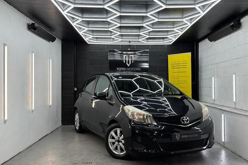 Black Used 2012 Toyota Yaris Hatchback | £3,000 (Expensive) - Image 1/1