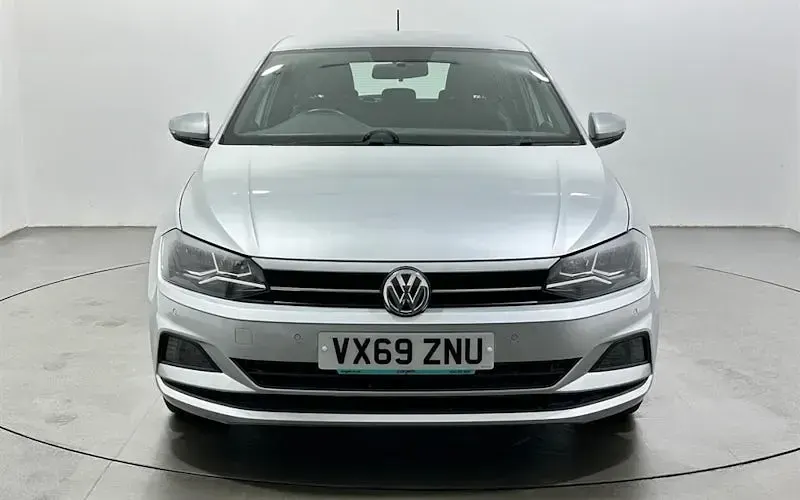 Used VW Polo SE 95 HP (69 kW) 2020 Silver Hatchback