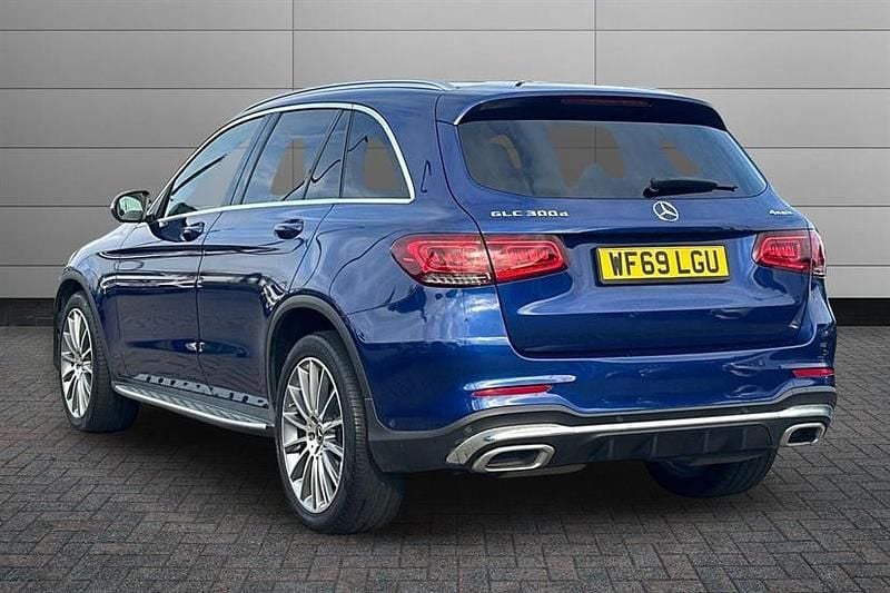 Used Mercedes GLC300 AMG Line Premium 245 HP (180 kW) 2020 Blue Estate