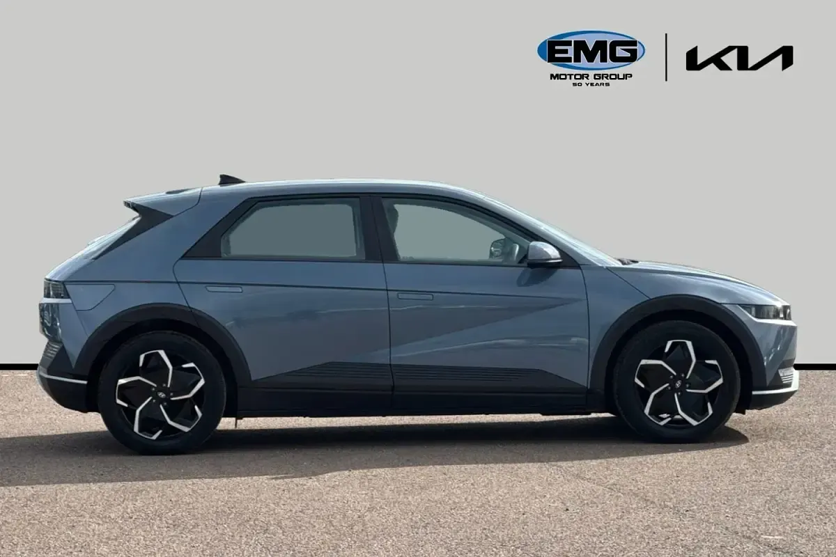 Usado Hyundai Ioniq SE 125 kW (170 HP) 2024 Azul Citadino