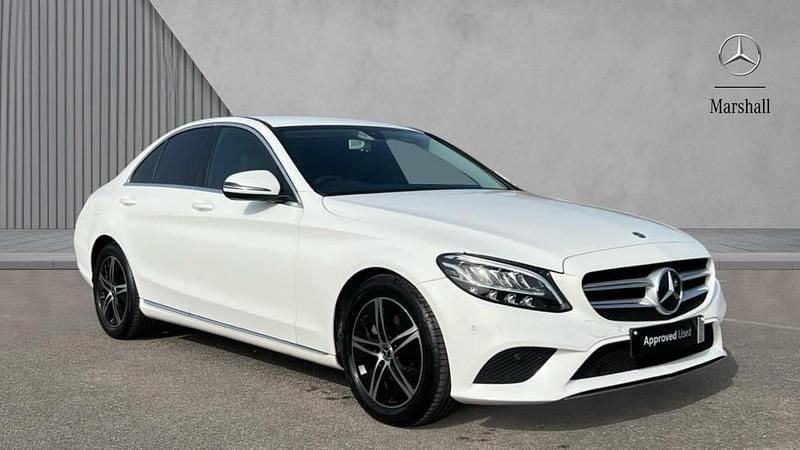 Used Mercedes C220 194 HP (142 kW) 2018 White Sedan