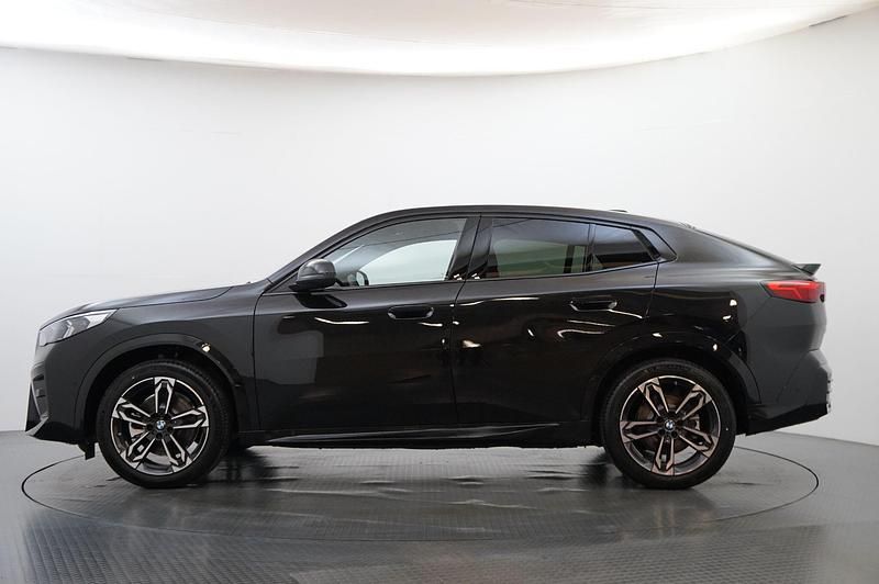 Used BMW iX2 M Sport 227 kW (309 HP) 2025 Black SUV