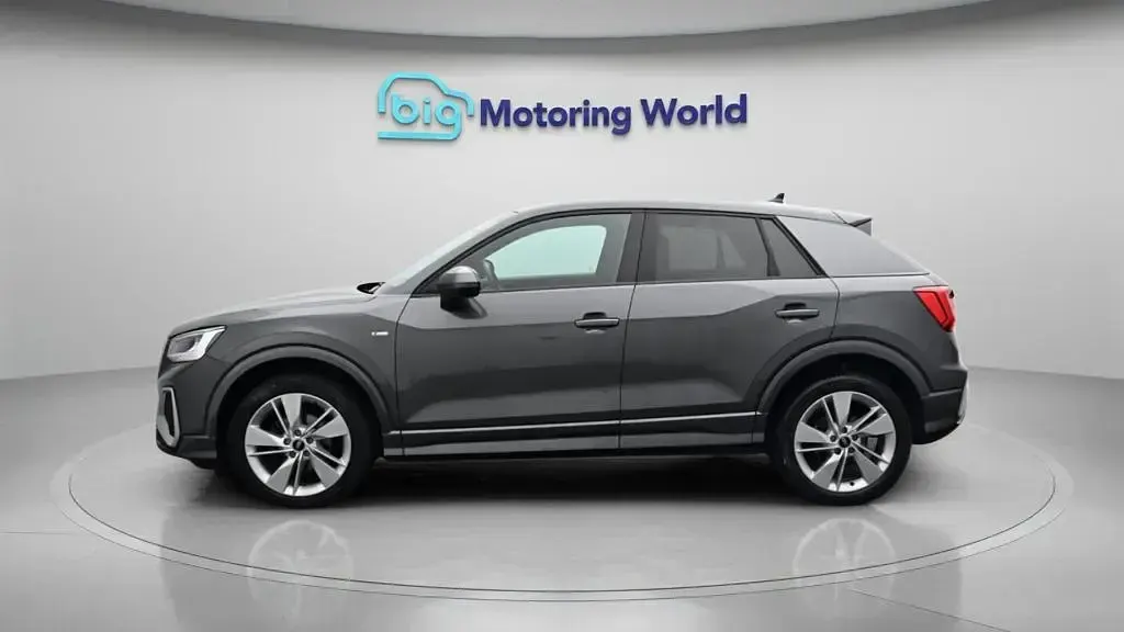 Used Audi Q2 S-Line 150 HP (110 kW) 2023 Grey SUV