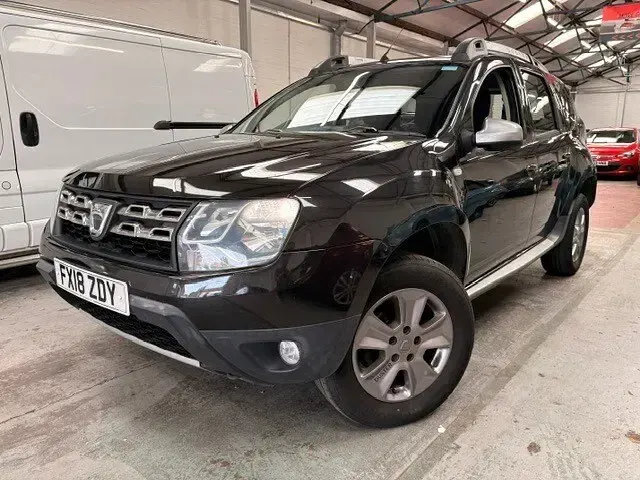 Used Dacia Duster Lauréate 110 HP (80 kW) 2018 Black SUV